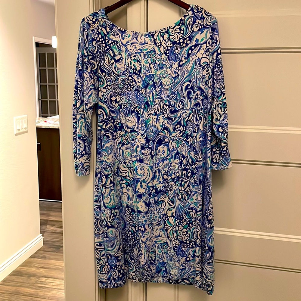 This is a great Lilly Pulitzer dress.